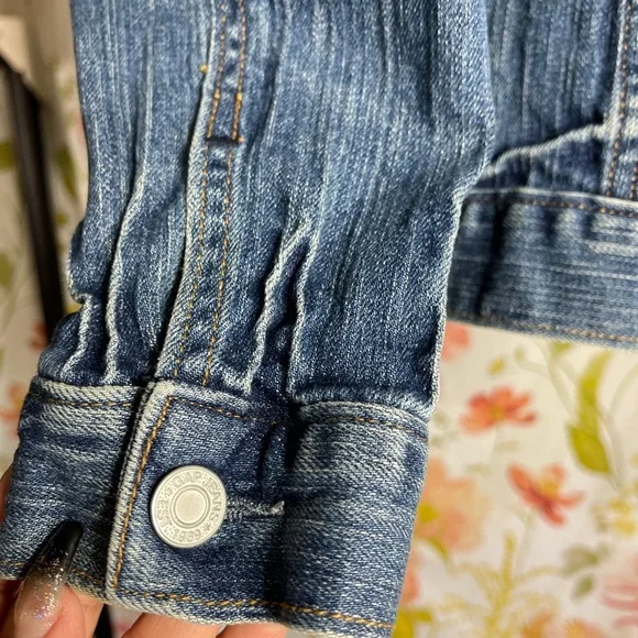 Gap Jean Jacket - Picture 4 of 6